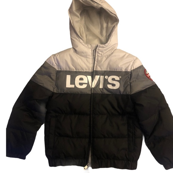 Kids LEVI’S Puffer Jacket NWT size 8-10